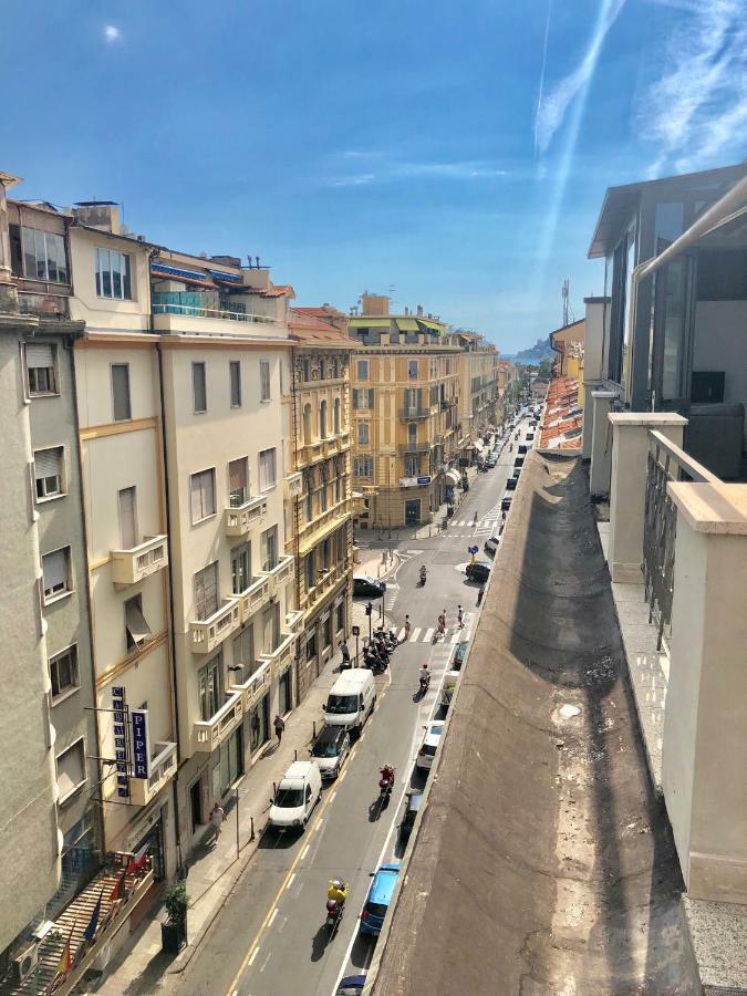 Maison Beaux-Arts Sanremo Bagian luar foto