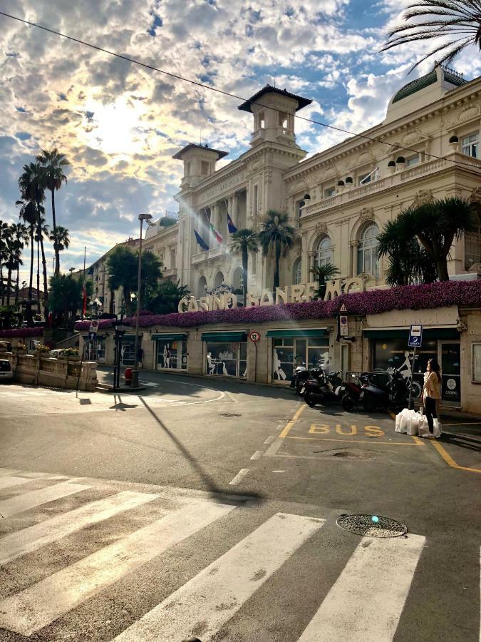 Maison Beaux-Arts Sanremo Bagian luar foto